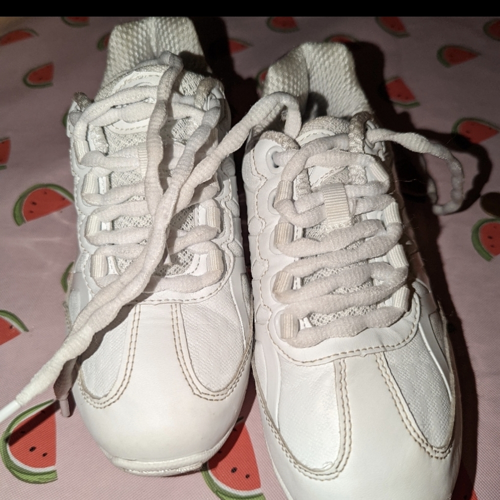 cheer shoes